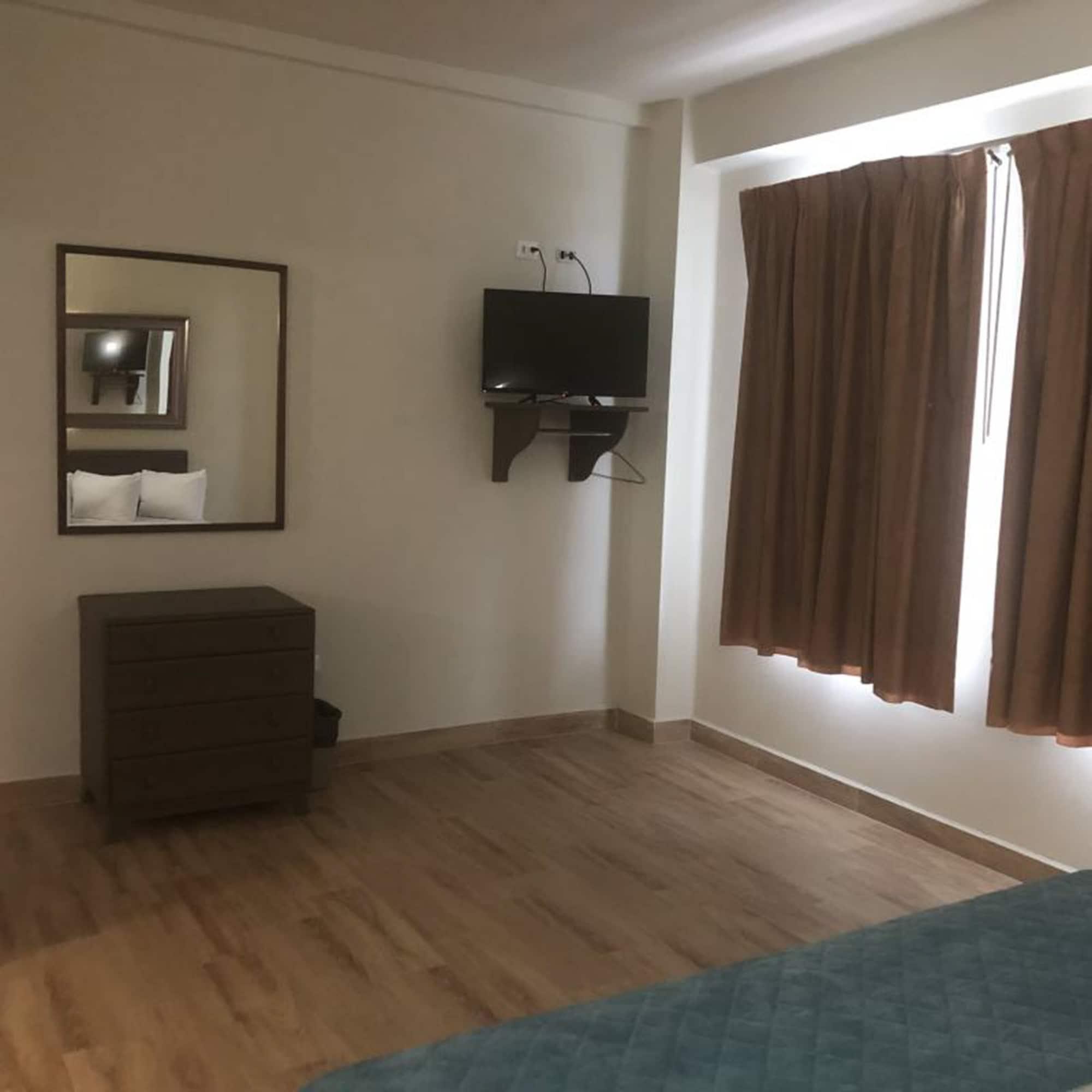 Hotel Plaza Del Arco Express Monterrey Extérieur photo