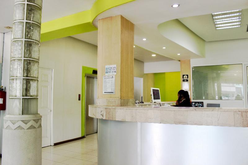 Hotel Plaza Del Arco Express Monterrey Extérieur photo